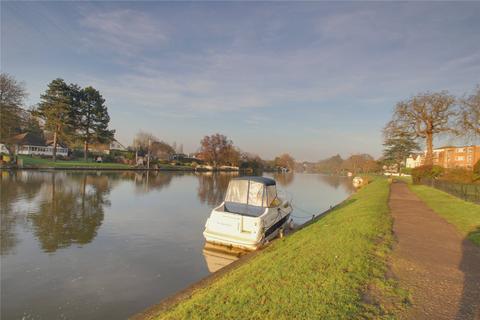 2 bedroom apartment to rent, Nutbourne Court, Riverside Road, Staines-upon-Thames, Surrey, TW18