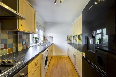 2 bedroom maisonette to rent, Ifield, Crawley