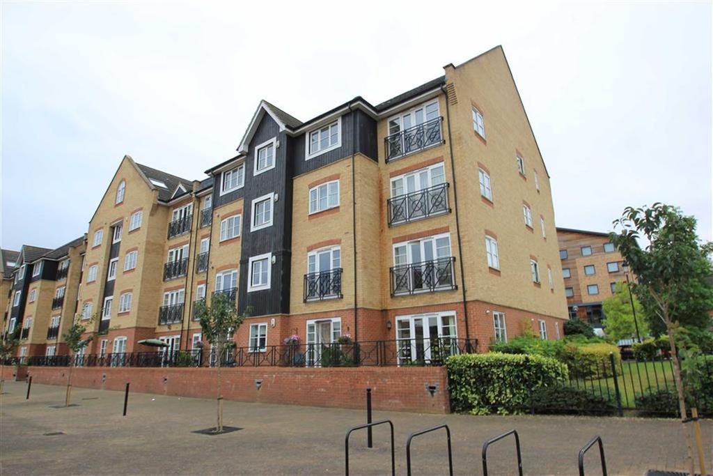 APSLEY LOCK, Hemel Hempstead 2 bed apartment £1,100 pcm (£254 pw)