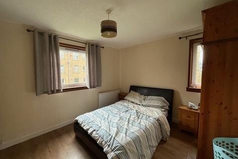 2 bedroom flat to rent, Saggar Street, West End, Dundee, DD2