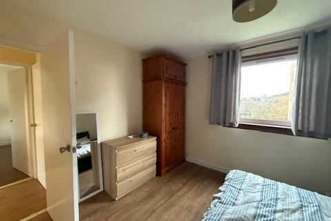 2 bedroom flat to rent, Saggar Street, West End, Dundee, DD2