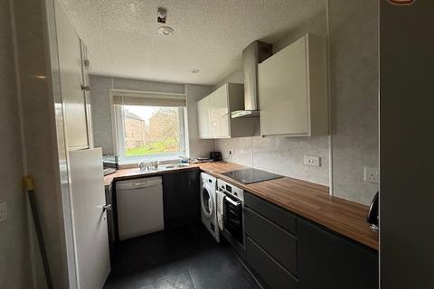 2 bedroom flat to rent, Saggar Street, West End, Dundee, DD2