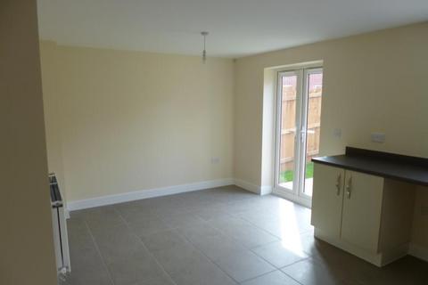 4 bedroom detached house to rent, Alnwick Way, Grantham NG31