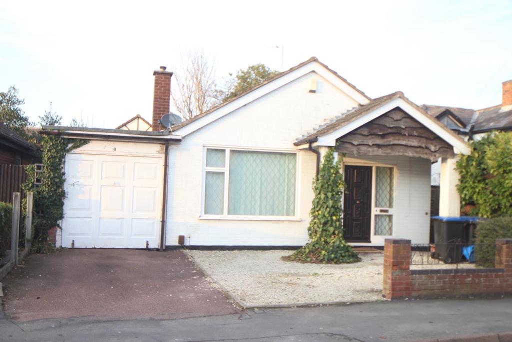 Grove Road, Burbage, Hinckley 3 bed detached bungalow £210,000