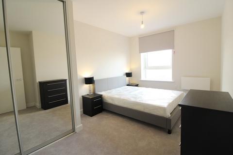 2 bedroom penthouse to rent, Harlequin House, Padworth Avenue, Reading, RG2