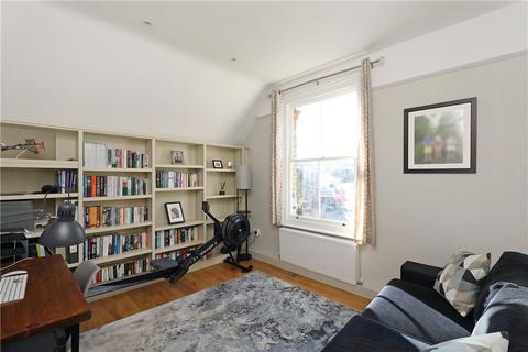 4 bedroom flat to rent, The Briars, 6 Lake Road, SW19