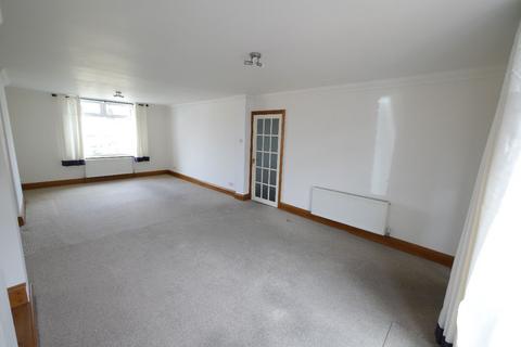 3 bedroom end of terrace house to rent, Wood Street, Burnopfield