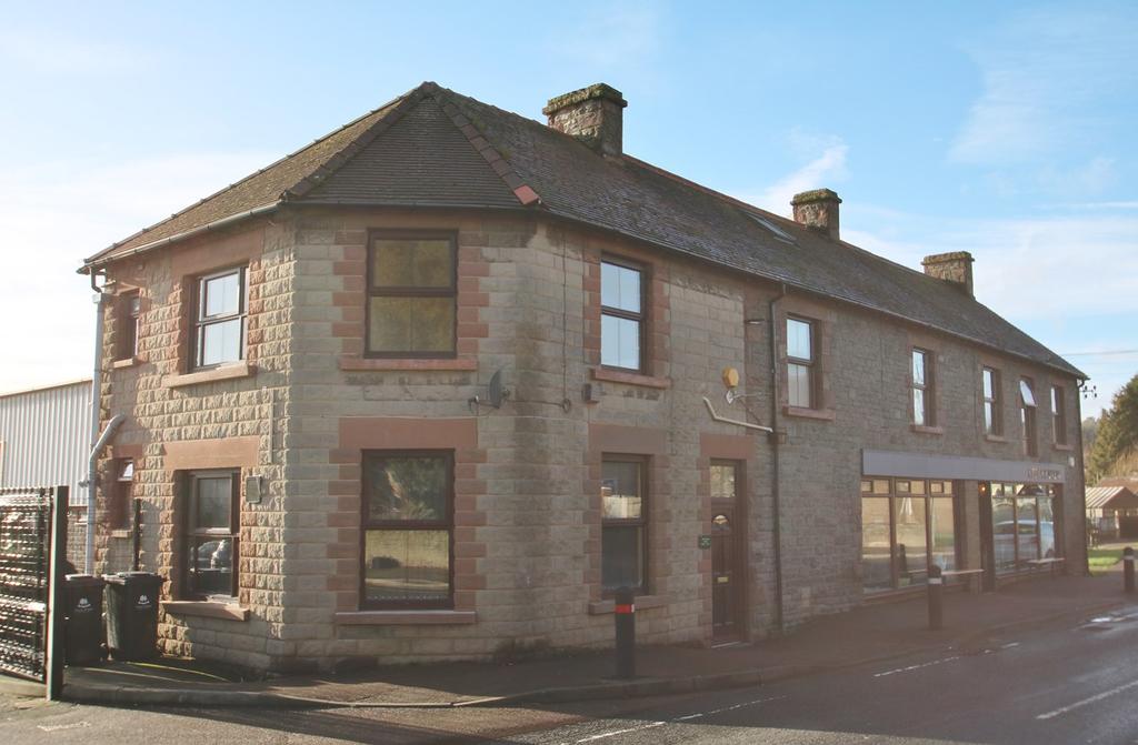 Old Farmer Stores, Church Road, Lydney, GL15 1 bed flat £400 pcm (£92 pw)