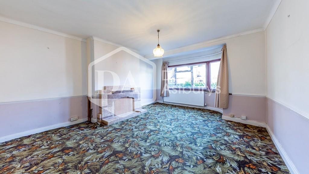 Middle Lane, Crouch End N8 3 bed terraced house £999,950