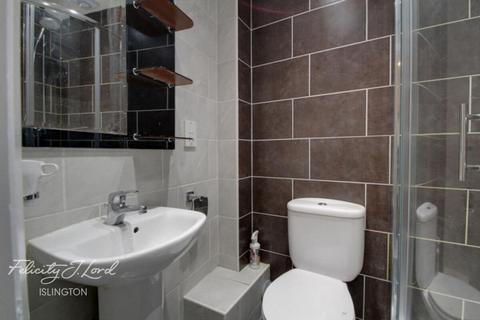 3 bedroom flat to rent, Thornhill Crescent, London