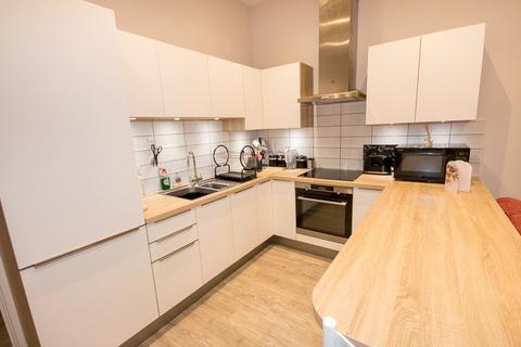 2 bedroom apartment to rent, Bristol House, New Road, St Sampsons