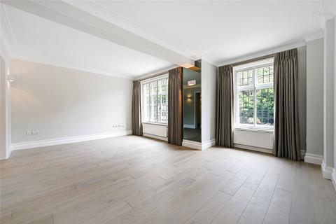 2 bedroom flat to rent, Dorchester Court, 77-81 Sloane Street, London