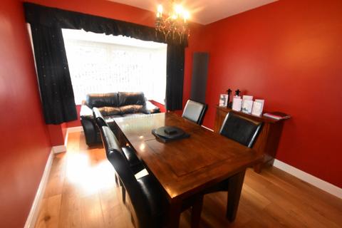4 bedroom house to rent, The Holloway, Wolverhampton