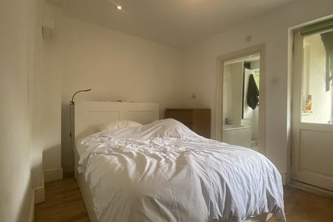 1 bedroom flat to rent, Beacon Hill, Holloway