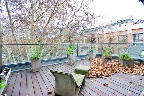 undefined, Turnmill Street, EC1M