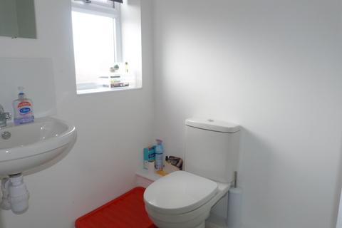 1 bedroom in a flat share to rent, London Road, Gloucester