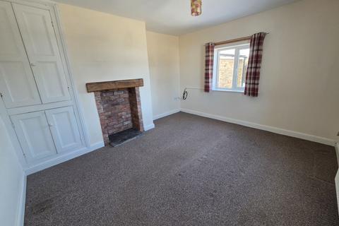 3 bedroom detached house to rent, Weston Rhyn, Oswestry