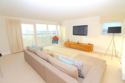 2 bedroom apartment to rent, Meridian Bay, Maritime Quarter, Swansea,
