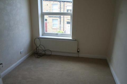 2 bedroom terraced house to rent, Oxford Street, East Ardsley, East Ardsley, West Yorkshire