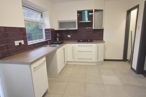 2 bedroom terraced house to rent, Hoyland Avenue , Lenton