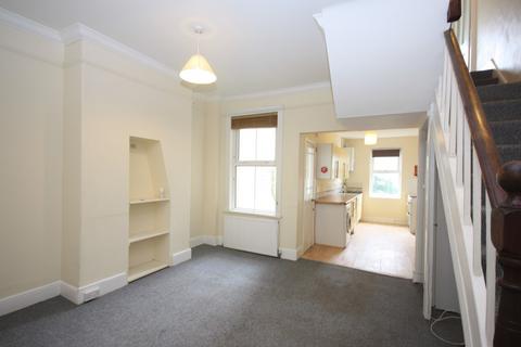 3 bedroom terraced house to rent - Regents Park, (Main House), Heavitree
