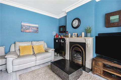 6 Parkside Road, Hounslow, TW3 2BD