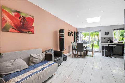 6 Parkside Road, Hounslow, TW3 2BD