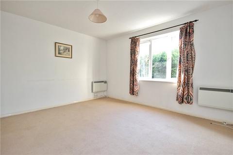 1 bedroom end of terrace house to rent, Elder Close, Guildford, Surrey, GU4