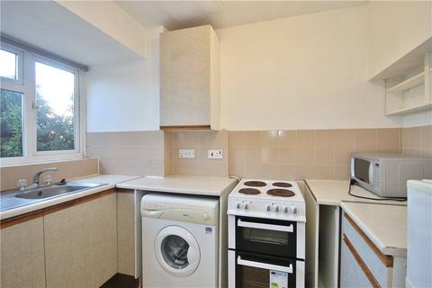 1 bedroom end of terrace house to rent, Elder Close, Guildford, Surrey, GU4