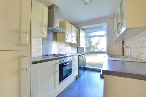 2 bedroom apartment to rent, The Squirrels, Belmont Hill, London, SE13