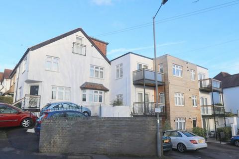 1 bedroom flat to rent, Pinions Road, High Wycombe