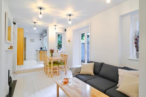 2 bedroom flat to rent, Hormead Road, Westbourne Park W9