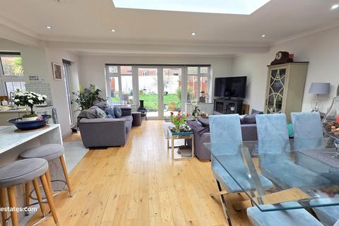 undefined, Baring Road, New Barnet EN4