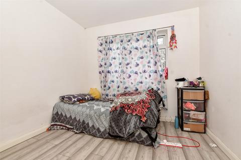 2 bedroom maisonette for sale, Green Wrythe Lane, Carshalton, Surrey