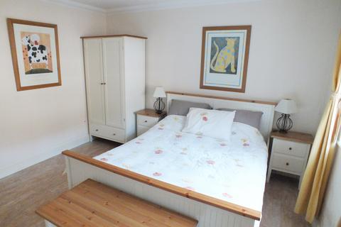 1 bedroom flat to rent, Wessex Court, Windsor