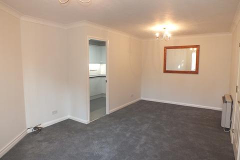 2 bedroom flat to rent, Byron Court, Windsor