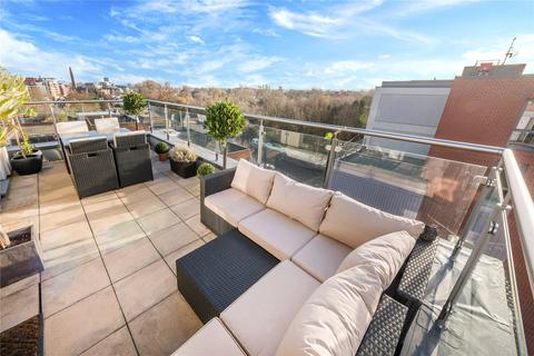 3 bedroom flat for sale, Lighterage Court, High Street, Brentford, Middlesex
