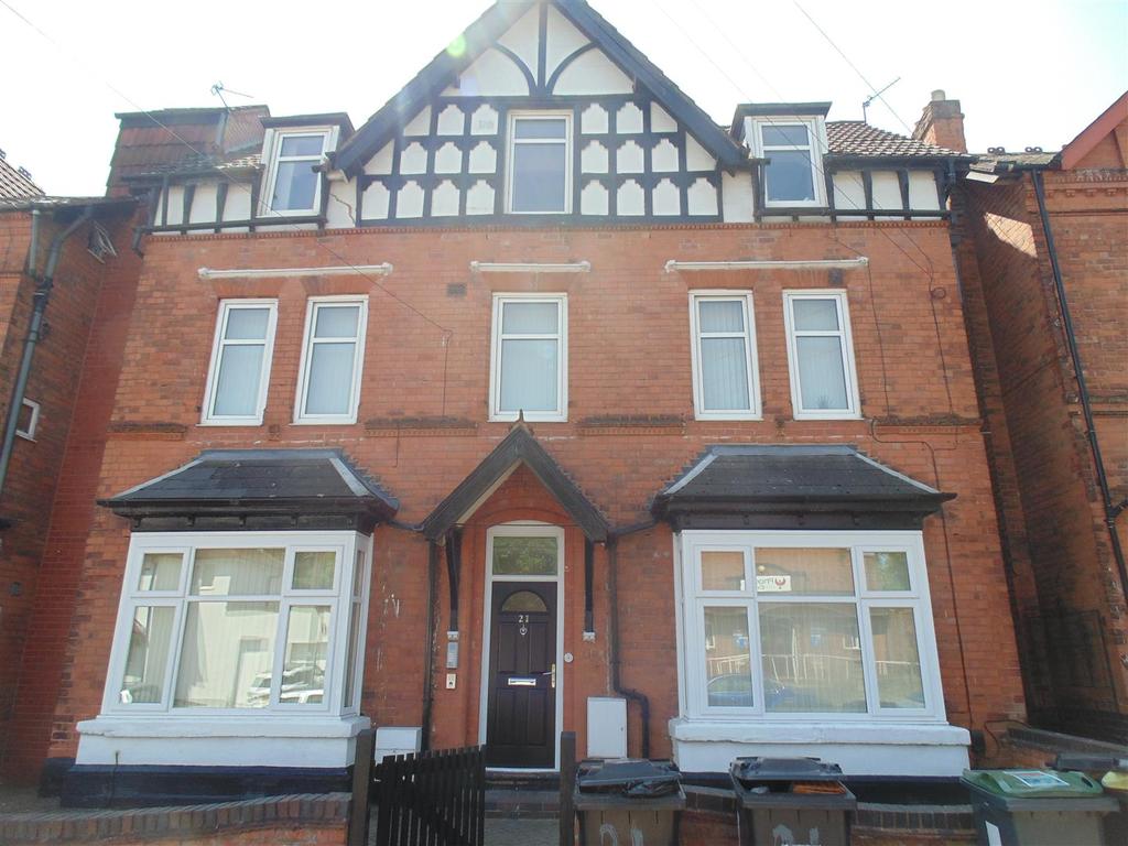 Harrison Road, Erdington Flat to rent £425 pcm (£98 pw)