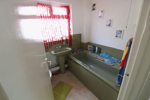 10, Alder Court Alder Crescent, Luton, LU3 1TD