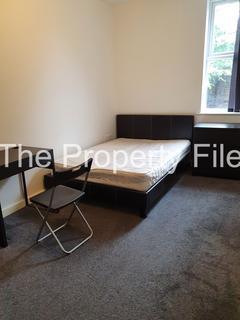 3 bedroom flat to rent, Anson Road, Victoria Park M14