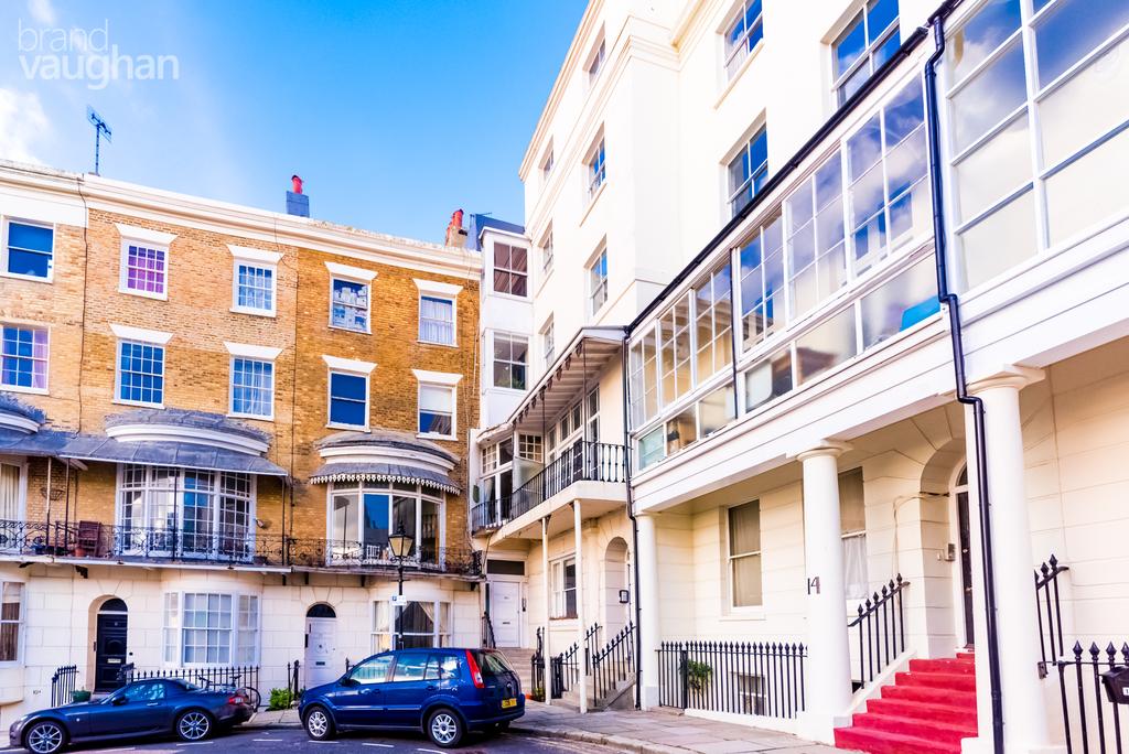 Marine Square, Brighton, East Sussex, BN2 4 bed apartment £450,000