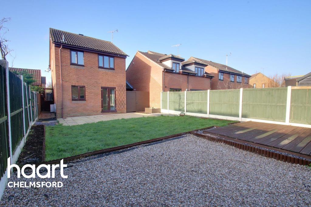 Rubens Gate, Chelmsford 3 bed detached house £360,000