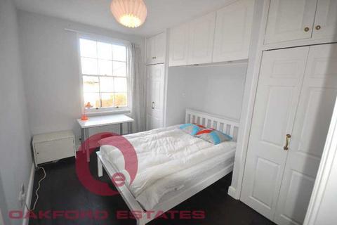 2 bedroom flat to rent, Prince Regent Mews, Euston, London NW1