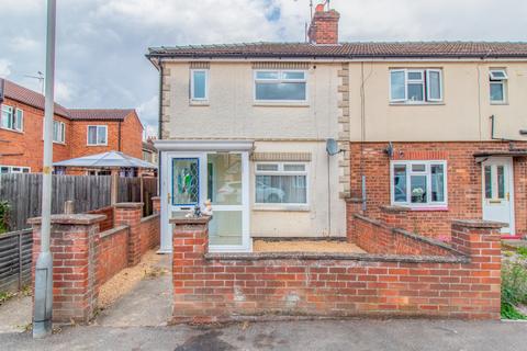 2 bedroom end of terrace house to rent, Bowditch Road, Spalding PE11