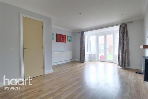 4 bedroom detached house to rent, Celestion Drive, Ipswich