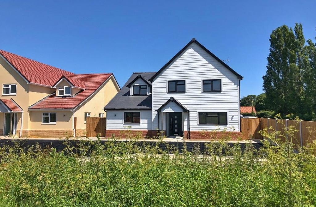 Bradfield Road, Manningtree 5 bed detached house for sale £599,995