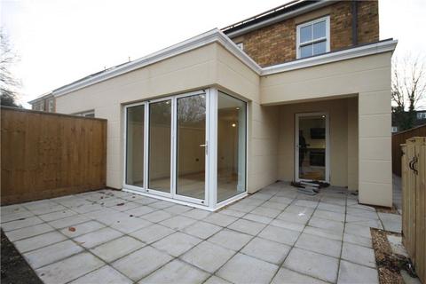 4 bedroom semi-detached house to rent, Pulsford Close, Twickenham, TW1