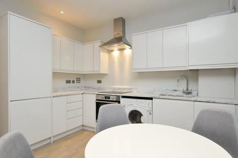 2 bedroom flat to rent, Rectory Road, Stoke Newington