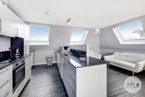 2 bedroom flat to rent, South Hill Park, Hampstead NW3
