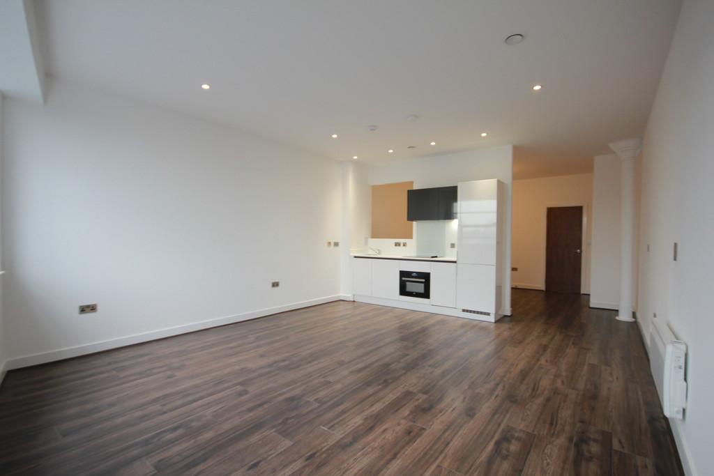 Apartment in Birmingham, Jewellery Quarter - View 3